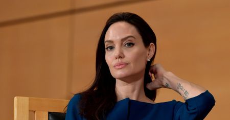 Angelina Jolie przyłapana z córką Vivienne na zakupach. Podobna do matki?