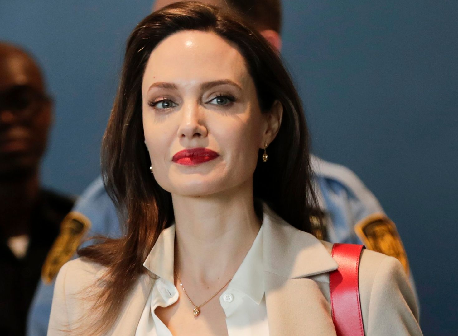 Angelina Jolie i Brad Pitt teoretycznie nie są jeszcze po rozwodzie.