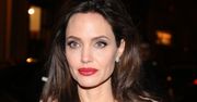 Angelina Jolie bardzo szybko pocieszyła się po Bradzie. Zagraniczne media nie mają litości