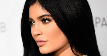 Fabryka kosmetyków Kylie Jenner to miejsce wyzysku?