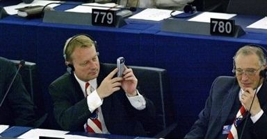 Prokuratura opieszała w sprawie europosła Golika?