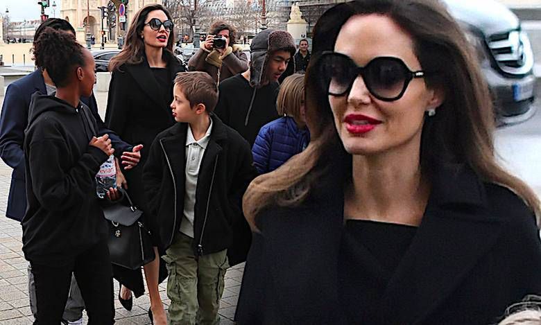 Wystrojona jak nastolatka Angelina Jolie z szóstką swoich dzieci śmiga po paryskim Luwrze!