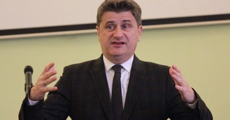 Palikot szokuje na Twitterze. Błyskawiczna reakcja sieci