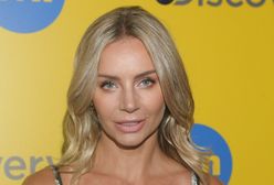 Opalona Szulim na konferencji TVN. Pokazała długie nogi