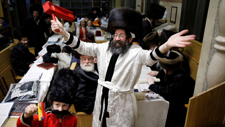 Ortodoksyjni Żydzi świętują Purim w Jerozolimie