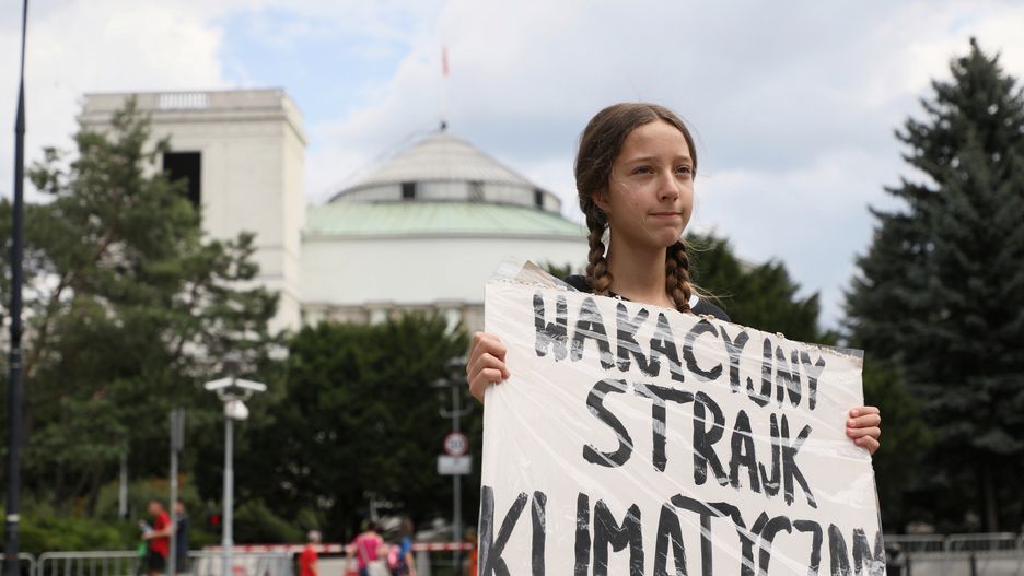 Warszawa. Inga Zasowska przed Sejmem 