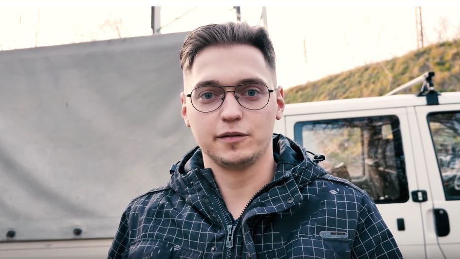 "84 zł za godzinę. Normalnie praca marzeń", opowiada Daniel Grzyb