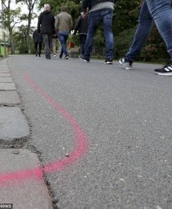 Dilerzy nękają spacerowiczów w berlińskim parku. Skoro nie można się ich pozbyć, władze wyznaczyły strefy "legalnego handlu"