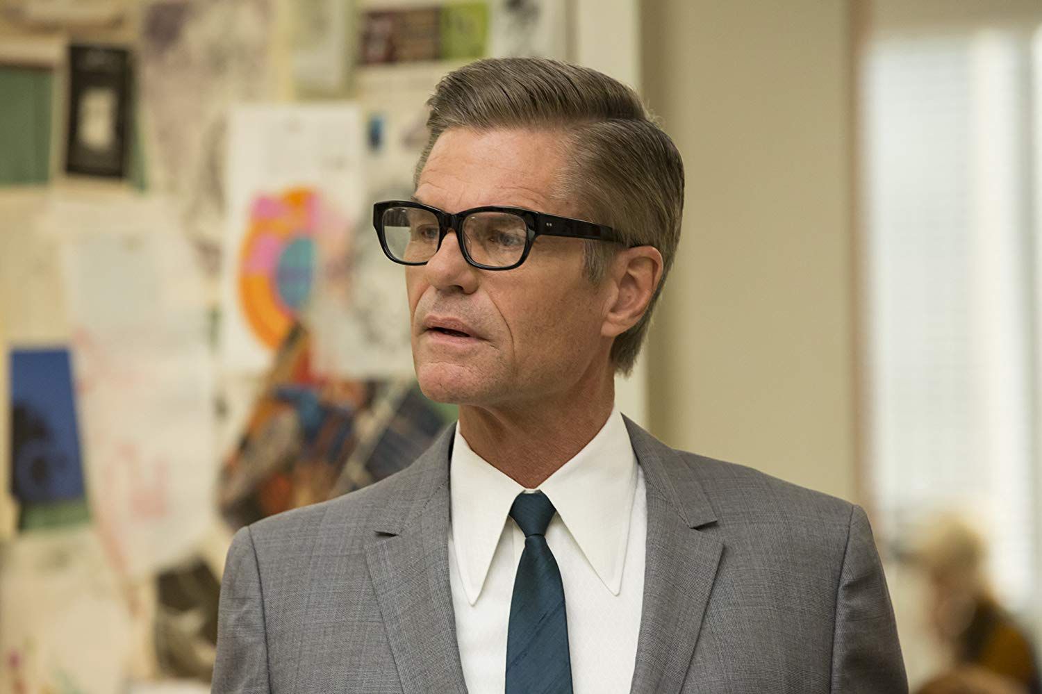 Harry Hamlin i Judi Bowker w "Zmierzchu tytanów" 