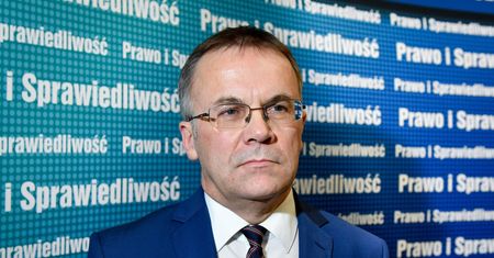 Macierewicz się tego wypierał. Polityk PiS w radiu zaprzeczył jego słowom