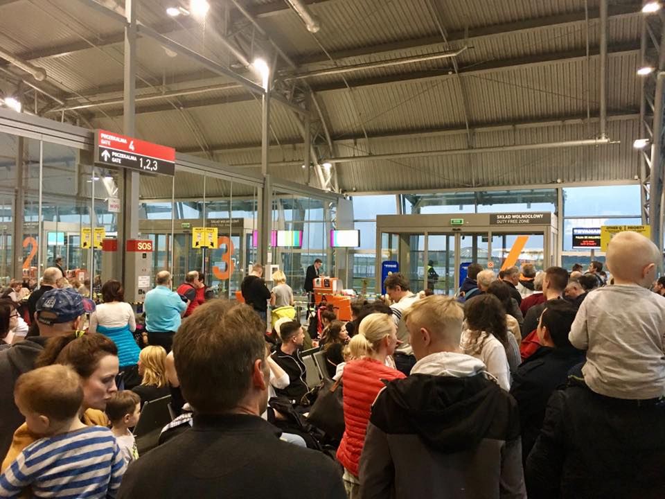 Duże opóźnienia na polskich lotniskach