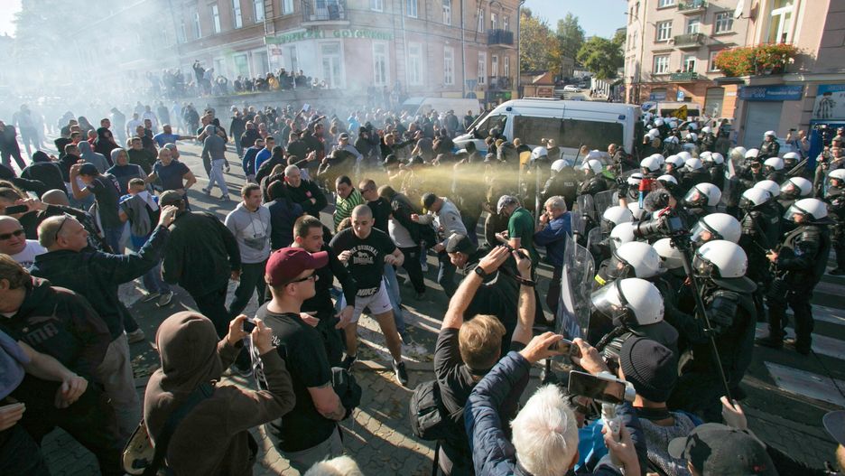 Starcia policji z kontrdemonstrantami w Lublinie