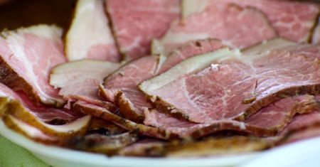 Wędlina raz na kilka tygodni? Niepokojące zalecenia ekspertów