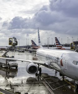 Największy amerykański przewoźnik może odwołać 15 tys. lotów tuż przed świętami. Z powodu… błędu w grafikach