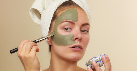 Kosmetyki z zieloną glinką to hit. Skuteczne, naturalne i przyjazne naturze