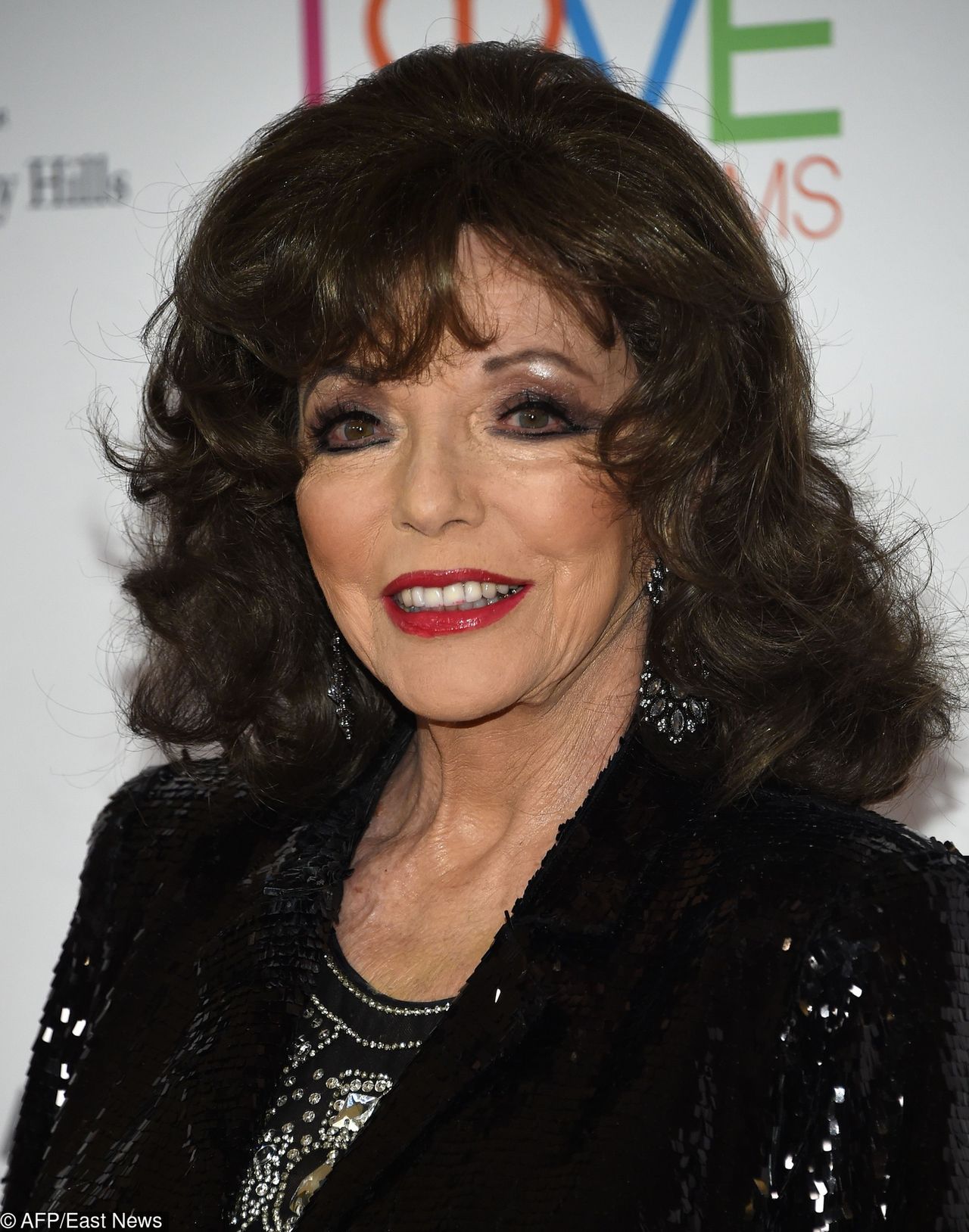 Joan Collins na planie popularnego serialu. Grała w kultowej "Dynastii", teraz pojawi się w "American Horror Story"