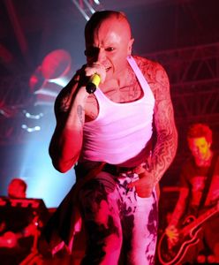 Keith Flint z zespołu The Prodigy nie żyje. Wiemy, co było przyczyną śmierci wokalisty i legendy muzyki elektronicznej z Wielkiej Brytanii