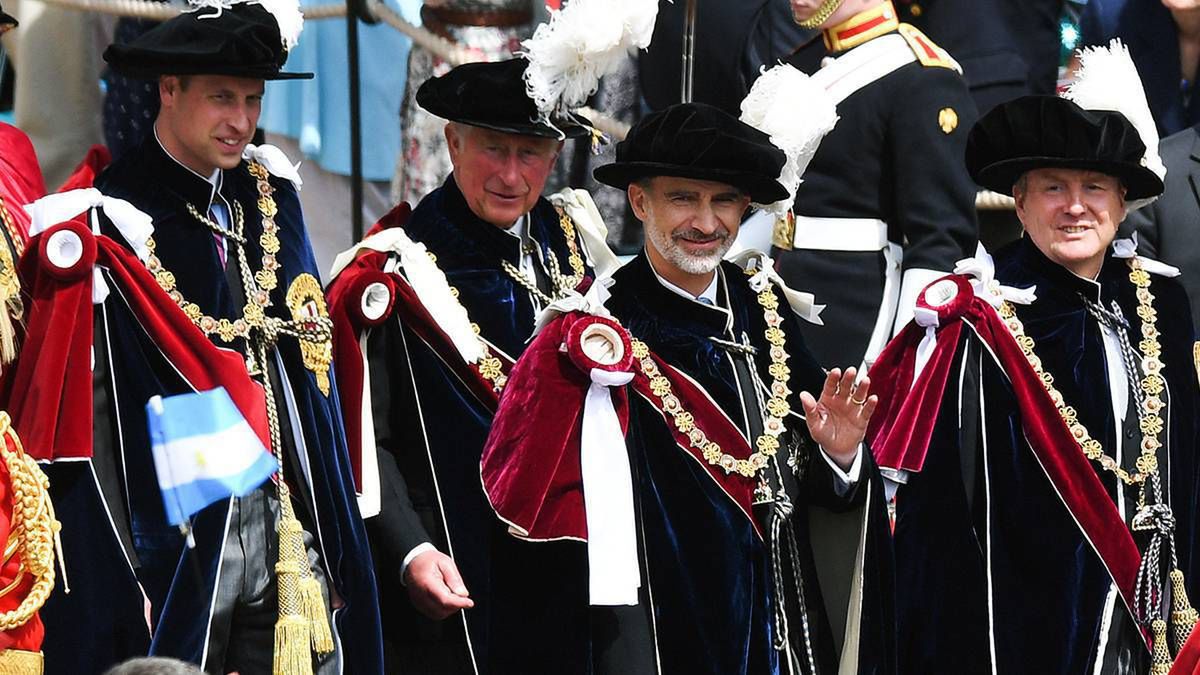 Król Filip rezygnuje