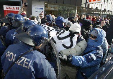 Demonstracja antyglobalistów w Szwajcarii