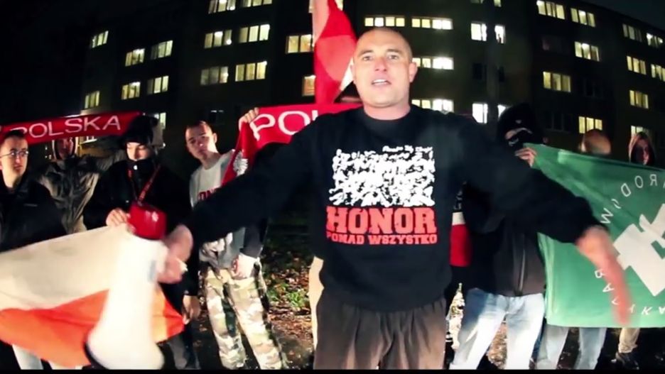 Zbigniew "Basti" Woźniak określa się mianem "rapera patriotycznego"