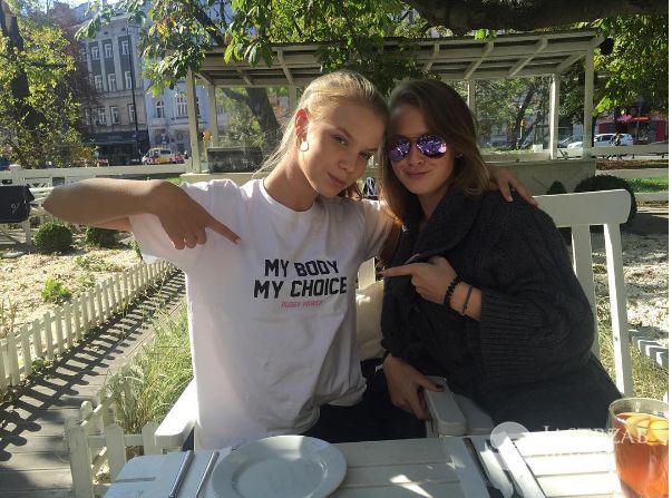 Iga Lis wspiera czarny protest