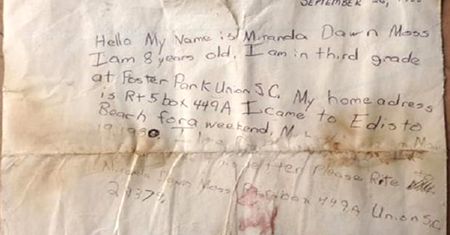 30 lat temu napisała list i wrzuciła go w butelce do morza. Teraz dostała odpowiedź