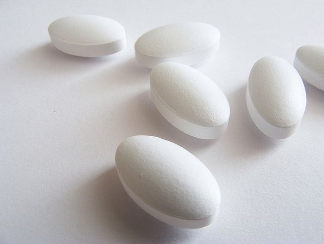 W trakcie stosowania antybiotyków należy przyjmować probiotyki