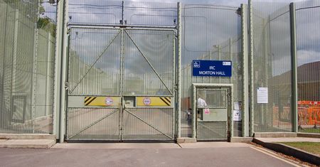 Samobójstwo Polaka w ośrodku dla imigrantów