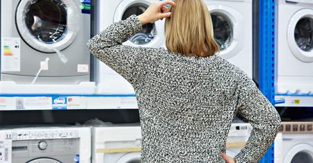 Pralka ma już dosyć? Sprzęt dobrej jakości kupisz za mniej niż 1500 zł