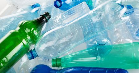Będzie opłata za opakowania z plastiku? Resort środowiska wyjaśnia