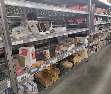 Kronawirus w Polsce. Z półek sklepowych znika spirytus i mydło
