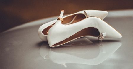 Jakie szpilki na ślub? Wygodne, trwałe, nie tylko w bieli