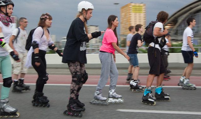 Na rolkach i segwayach tylko ścieżką rowerową