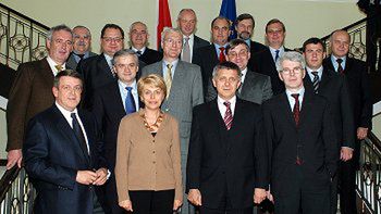 Rada Ministrów pod przywódctwem Marka Belki.