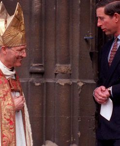 Kolejny gwóźdź do trumny royalsów: przyjaźń księcia Karola z biskupem-pedofilem