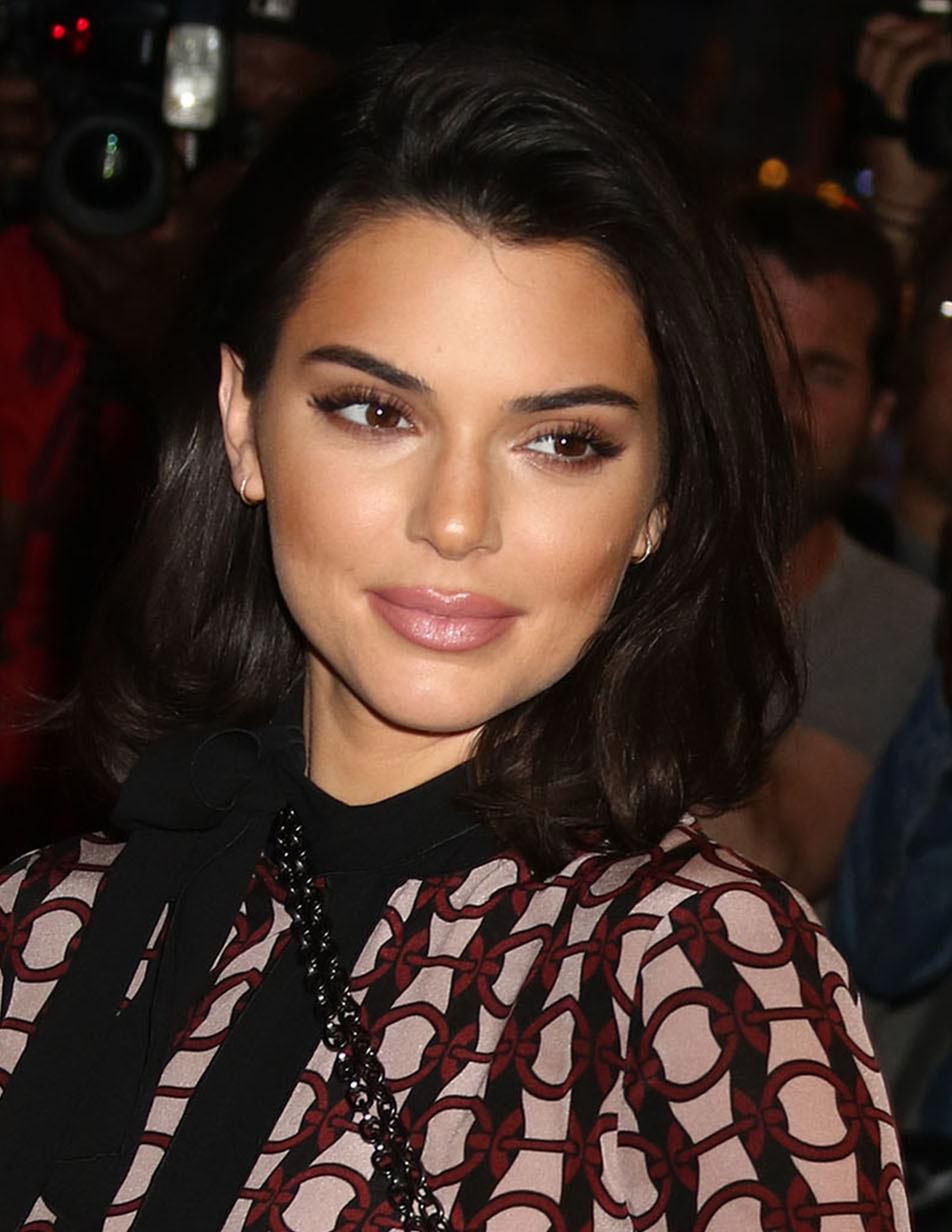 Kendall Jenner powiększyła usta