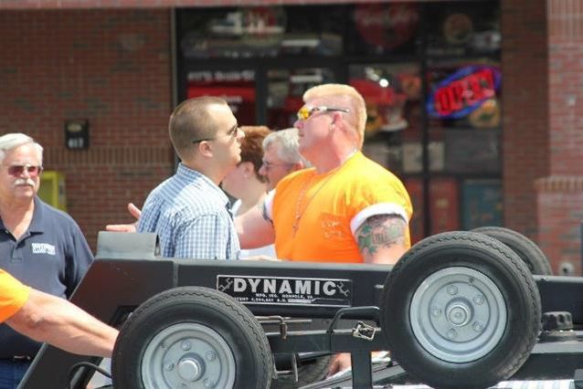 Przeczytaj wywiad z Ronem Shirleyem, założycielem firmy Lizard Lick Towing