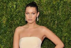 Bella Hadid dołącza do marki Victoria's Secret