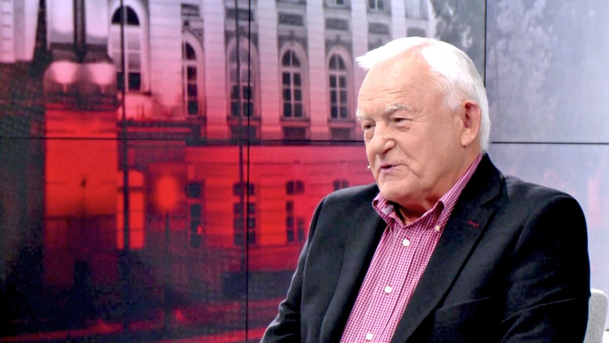 Miller o zmianie premiera: Kaczyński się myli