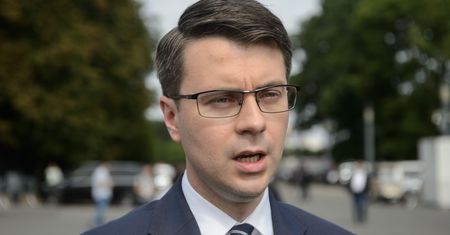 "Tłit". Rzecznik rządu Piotr Müller gościem programu. Zdradził szczegóły nt. zmian w nowym rządzie