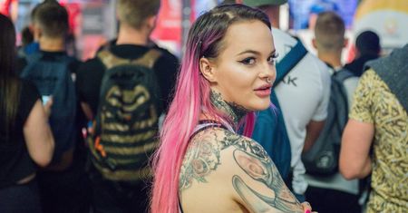 Monika Miller ma doczepiane włosy? Znamy prawdę