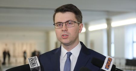 Rzecznik rządu Piotr Mueller o listach poparcia do KRS. "To nie jest kupczenie"