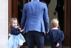 Księżniczka Charlotte i książę George odwiedzili Kate. Przyszli zobaczyć swojego braciszka