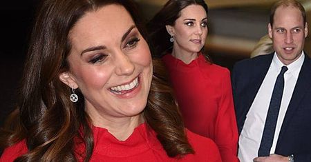 Księżna Kate już nie ukrywa zaokrąglonego brzuszka! Ta kreacja podkreśliła wszystko!