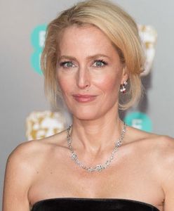 "The Crown" sezon 4.: Gillian Anderson wcieli się w Margaret Thatcher. Uderzające podobieństwo