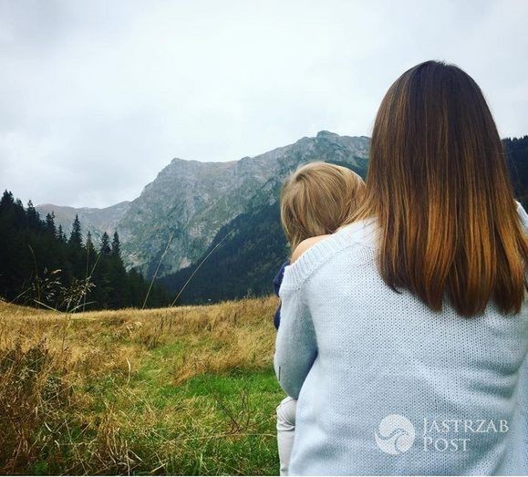 Paulina Krupińska z córką Antosią