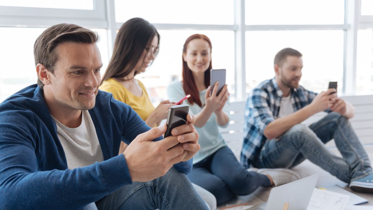 Młodzi są przyszłością rynku. A wraz z nimi przyjdzie praca zdalna w większości firm.