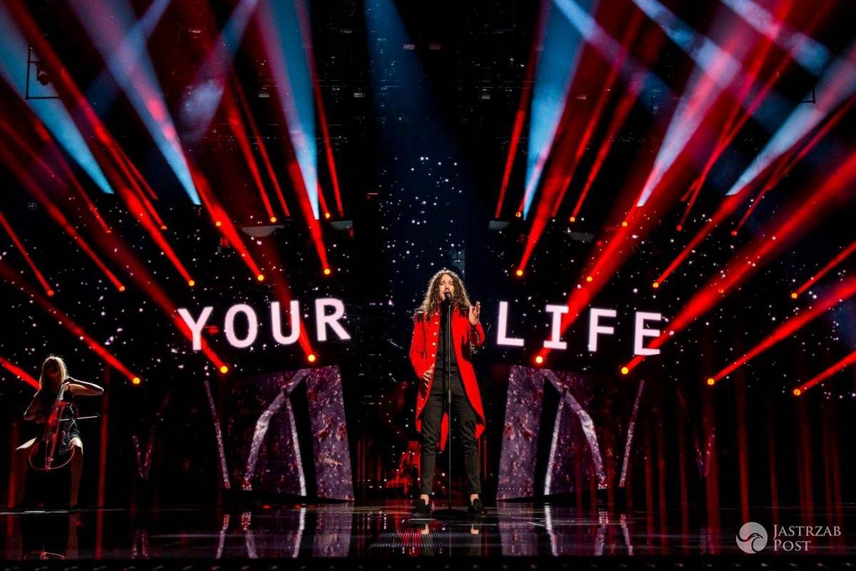 <h2>Michał Szpak - Color Of Your Life (Polska, Eurowizja 2016)</h2>