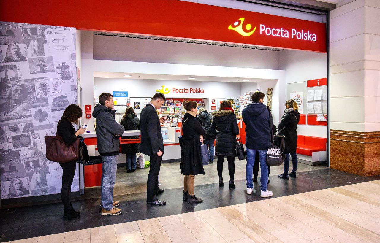 Na pocztę po lody i kanapki. To w planach ma Poczta Polska