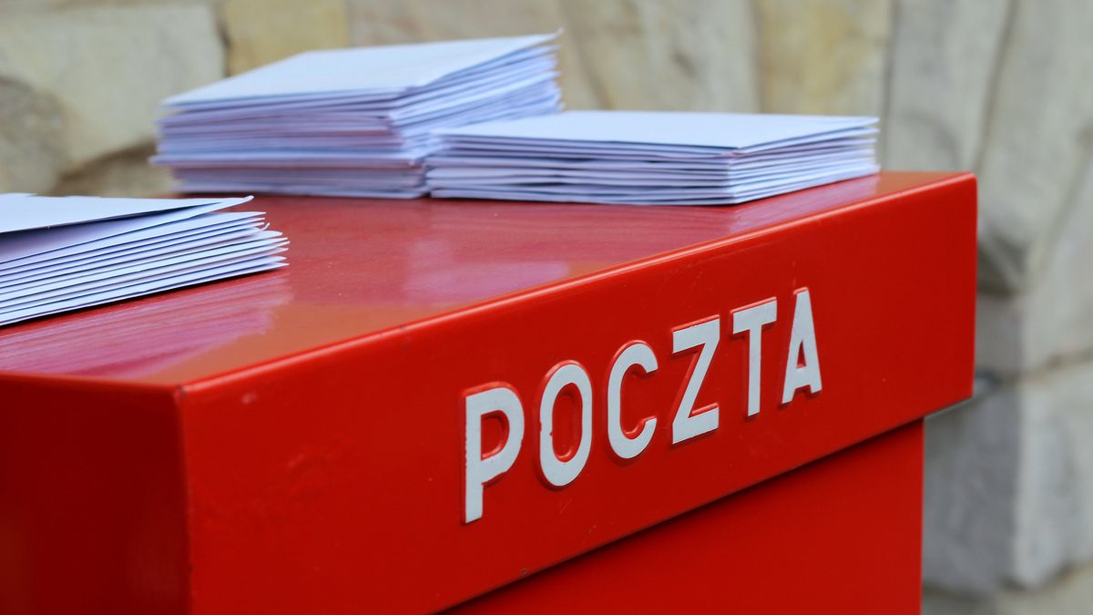 Poczta Polska. Nowy cennik listów i paczek, zmiana gabarytów przesyłek
